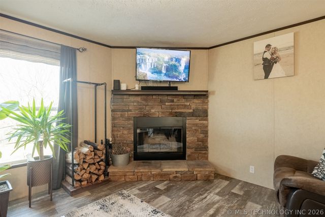 38083 W 28th Place S, Mannford, OK 74044