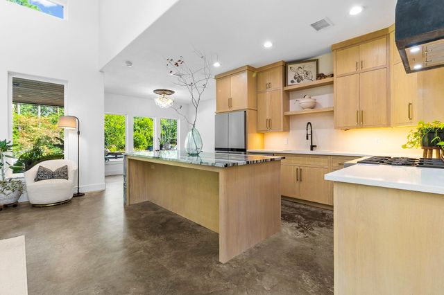 477 Eastgate Park, Livingston, TX 77351
