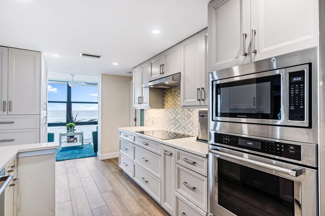 3200 S Ocean Boulevard B301, Palm Beach, FL 33480