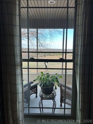 10287 N Sandridge Road, Stigler, OK 74462