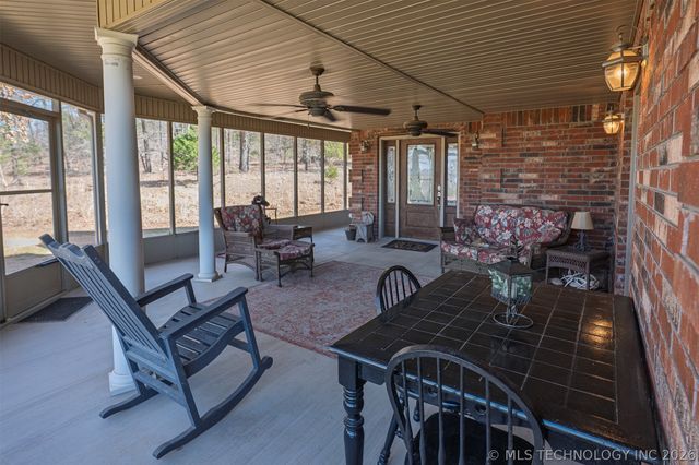10287 N Sandridge Road, Stigler, OK 74462