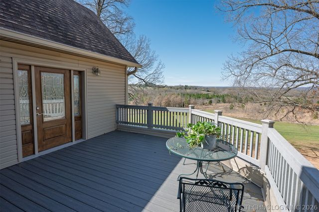 10287 N Sandridge Road, Stigler, OK 74462