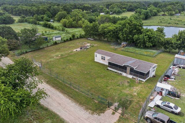 979 Private Road 3784, Quinlan, TX 75474
