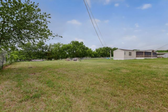 979 Private Road 3784, Quinlan, TX 75474