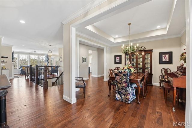 734 Crested Point Drive, Eureka, MO 63025