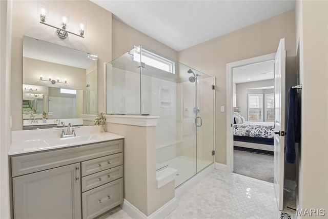 734 Crested Point Drive, Eureka, MO 63025