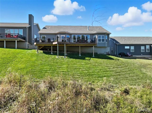 734 Crested Point Drive, Eureka, MO 63025