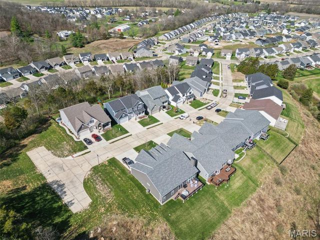 734 Crested Point Drive, Eureka, MO 63025