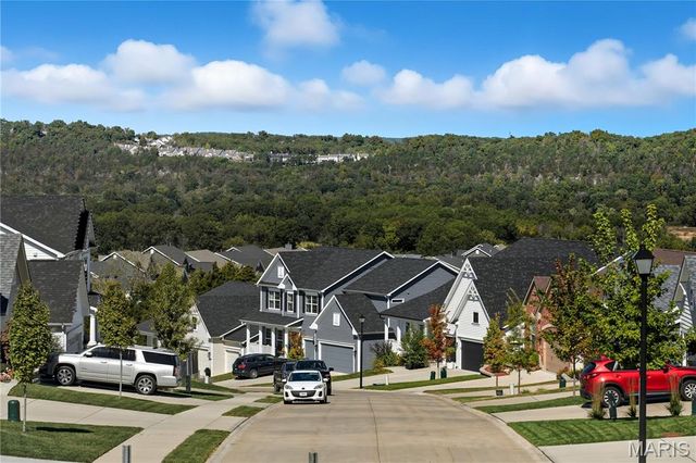734 Crested Point Drive, Eureka, MO 63025