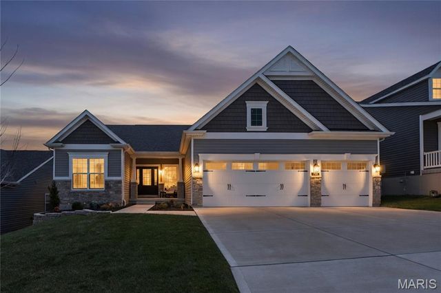 734 Crested Point Drive, Eureka, MO 63025