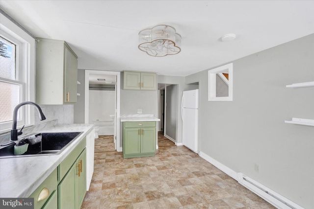 147 MAPLE ST, Manchester, PA 17345