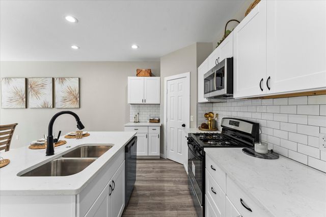 3907 Simonds Street, Greenville, TX 75401