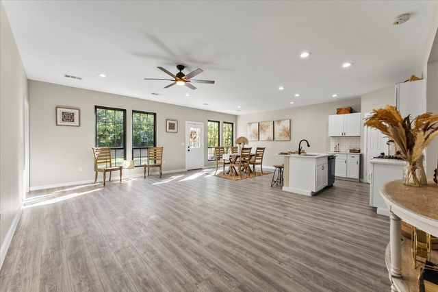 3907 Simonds Street, Greenville, TX 75401