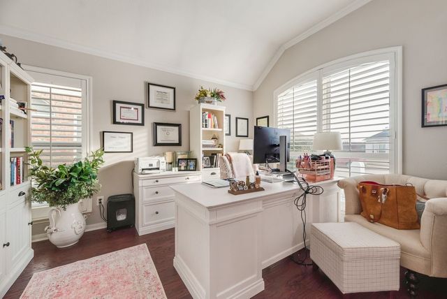 1104 Courtney Lane, Lewisville, TX 75077