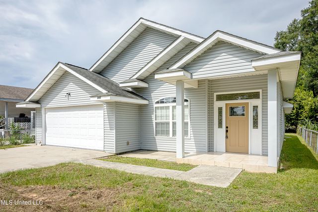 345 Bowen Street, Biloxi, MS 39530