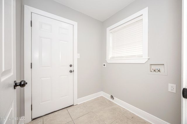345 Bowen Street, Biloxi, MS 39530