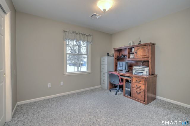 39 Fawn Meadow Drive, Naugatuck, CT 06770