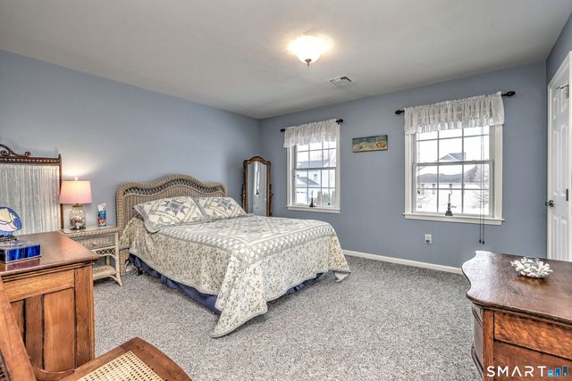 39 Fawn Meadow Drive, Naugatuck, CT 06770