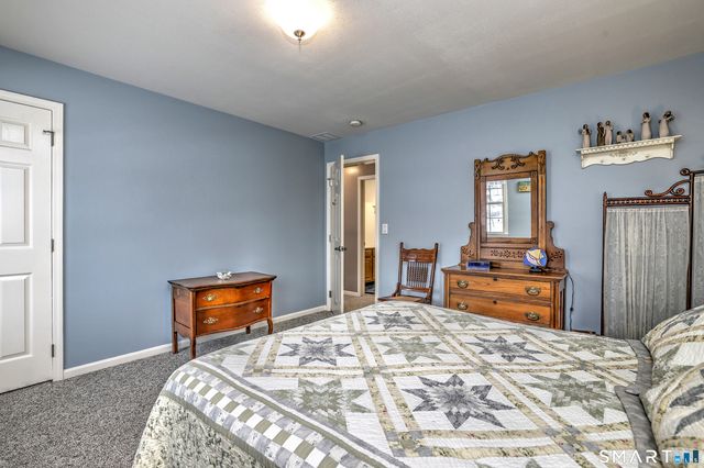 39 Fawn Meadow Drive, Naugatuck, CT 06770