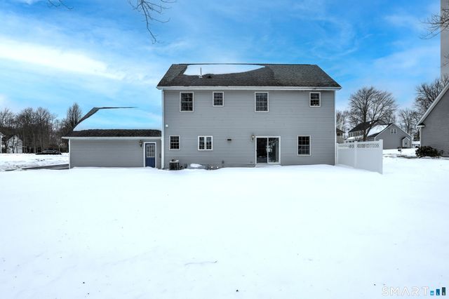 39 Fawn Meadow Drive, Naugatuck, CT 06770