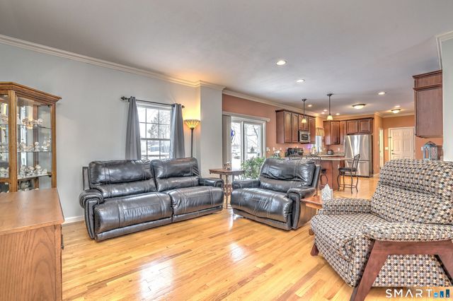 39 Fawn Meadow Drive, Naugatuck, CT 06770