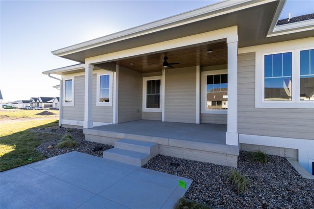 408 SW 18th Street, Ankeny, IA 50023