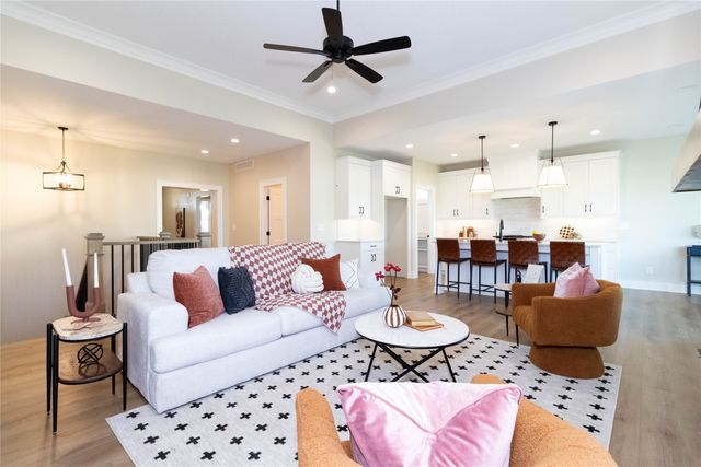 408 SW 18th Street, Ankeny, IA 50023