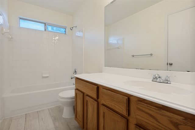 218 Jacob Court, Glenn Heights, TX 75154