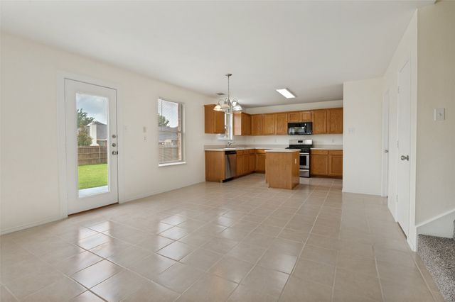 218 Jacob Court, Glenn Heights, TX 75154