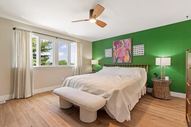 2657 Bingham Dr, Upper St Clair, PA 15241