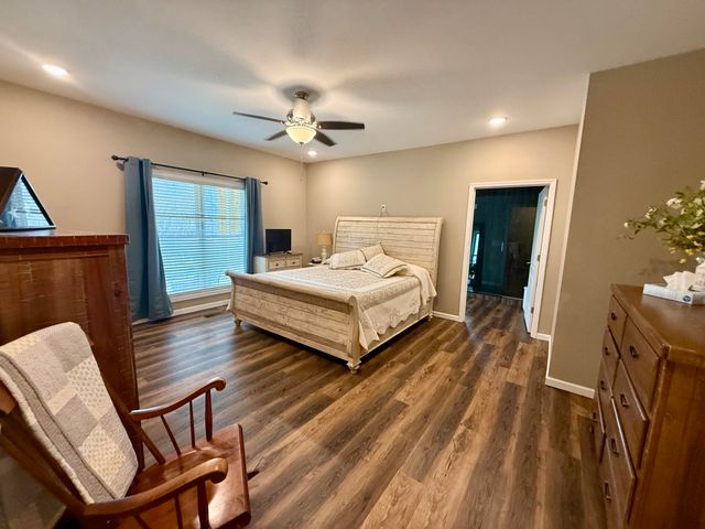 153 Windstone Drive, Trenton, GA 30752