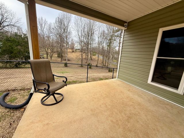 153 Windstone Drive, Trenton, GA 30752