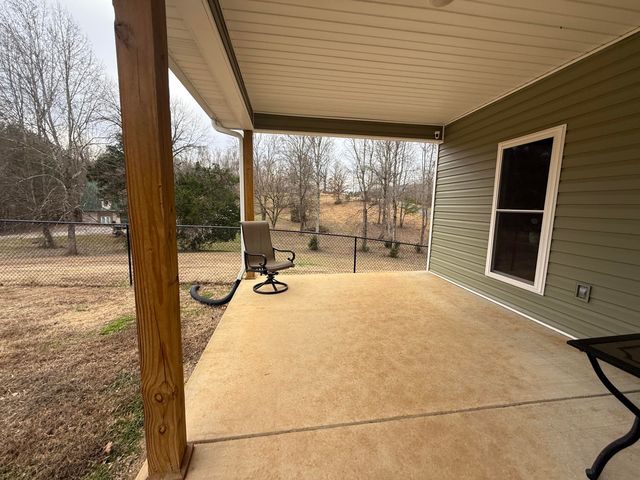 153 Windstone Drive, Trenton, GA 30752