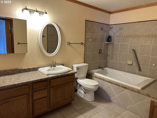 1518 WILKENSON St, Milton Freewater, OR 97862