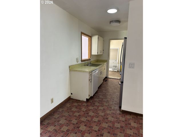 1518 WILKENSON St, Milton Freewater, OR 97862