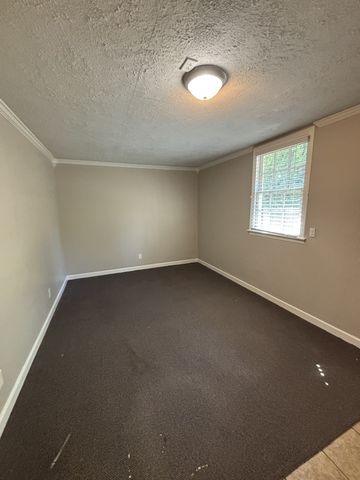 198 Barker Rd, Nashville, TN 37214
