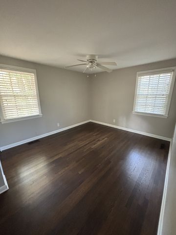 198 Barker Rd, Nashville, TN 37214