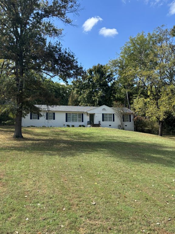 198 Barker Rd, Nashville, TN 37214