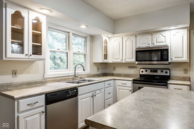 795 Grace Drive, Carmel, IN 46032