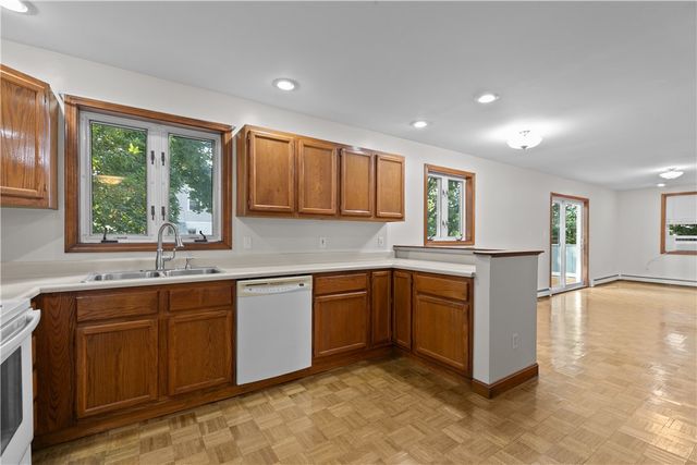26 Channing Street, Newport, RI 02840
