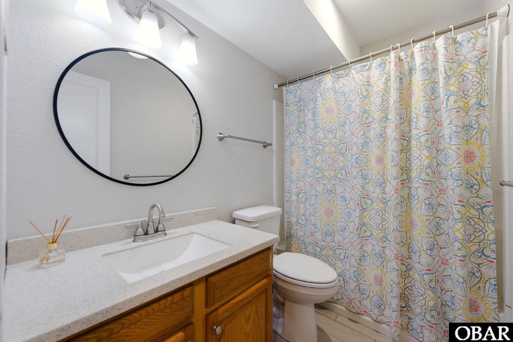 Image 20 of property listing at 318 Duck Road Lot 14, Southern Shores, NC 27949