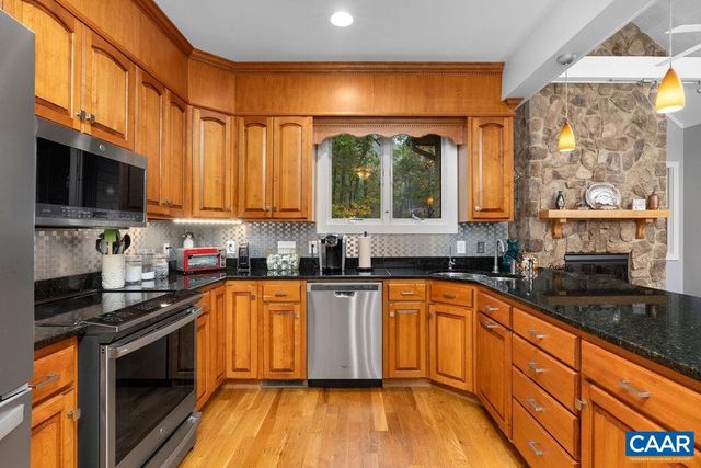 102 DEVILS KNOB LOOP, Wintergreen Resort, VA 22967