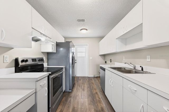 350 WINTER RIDGE BOULEVARD, Winter Haven, FL 33881