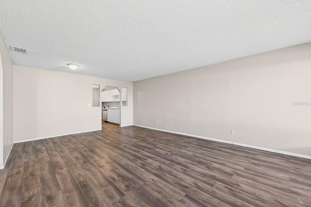 350 WINTER RIDGE BOULEVARD, Winter Haven, FL 33881