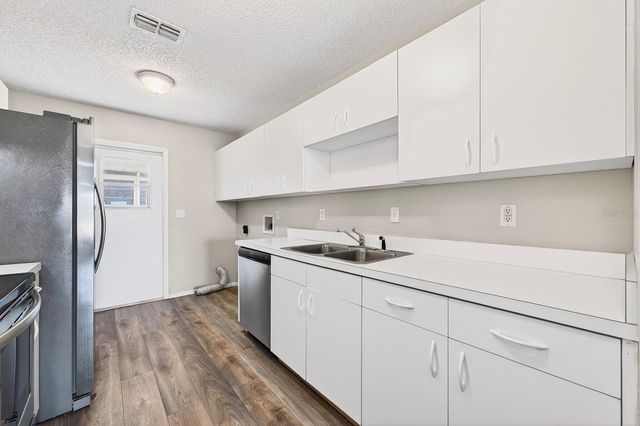 350 WINTER RIDGE BOULEVARD, Winter Haven, FL 33881