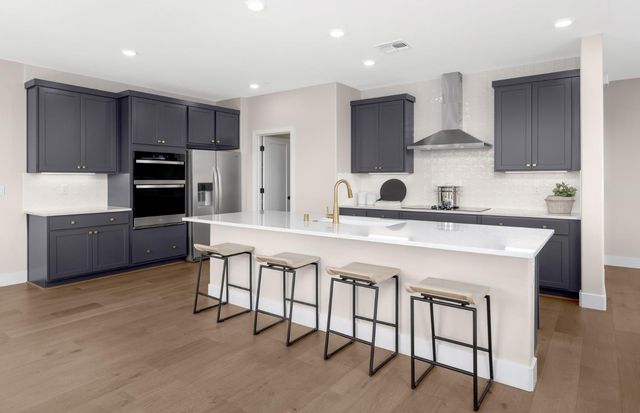 1382 Romey Dr, Lincoln, CA 95648