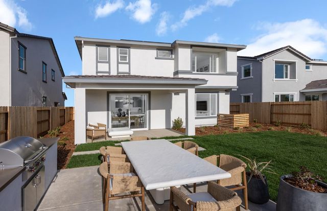 1382 Romey Dr, Lincoln, CA 95648