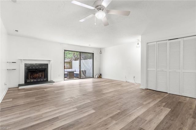 3496 Smokey Chamber DR, Virginia Beach, VA 23462
