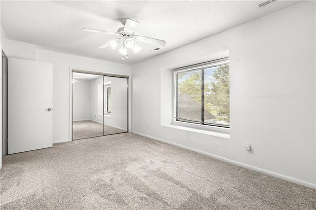 3496 Smokey Chamber DR, Virginia Beach, VA 23462