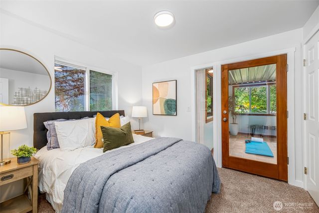 2708 NE 98th Street, Seattle, WA 98115